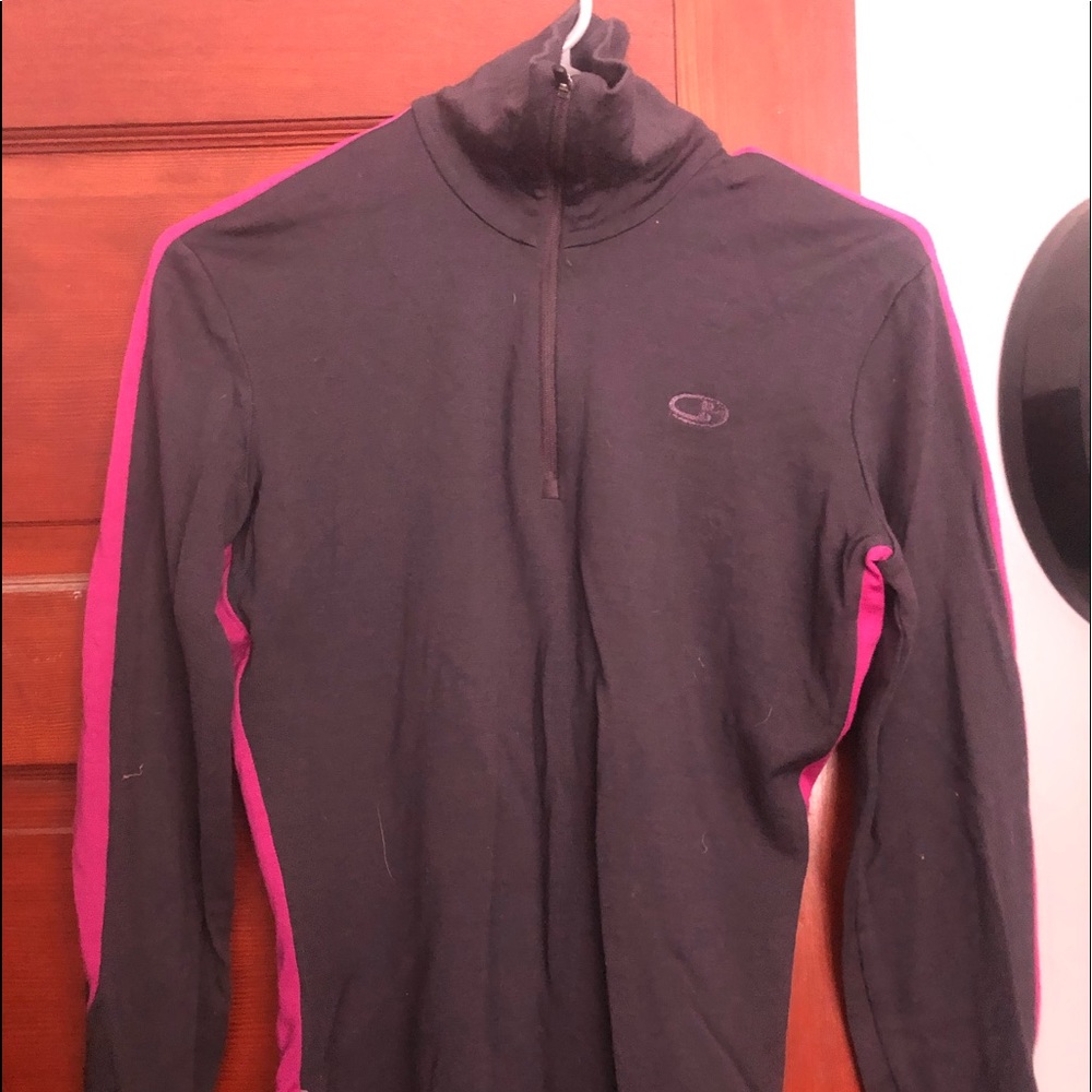 Women’s Icebreaker cold gear 1/4 zip